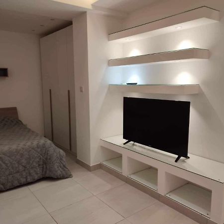 Appartement Crescent Corner à San Pawl il-Baħar Extérieur photo