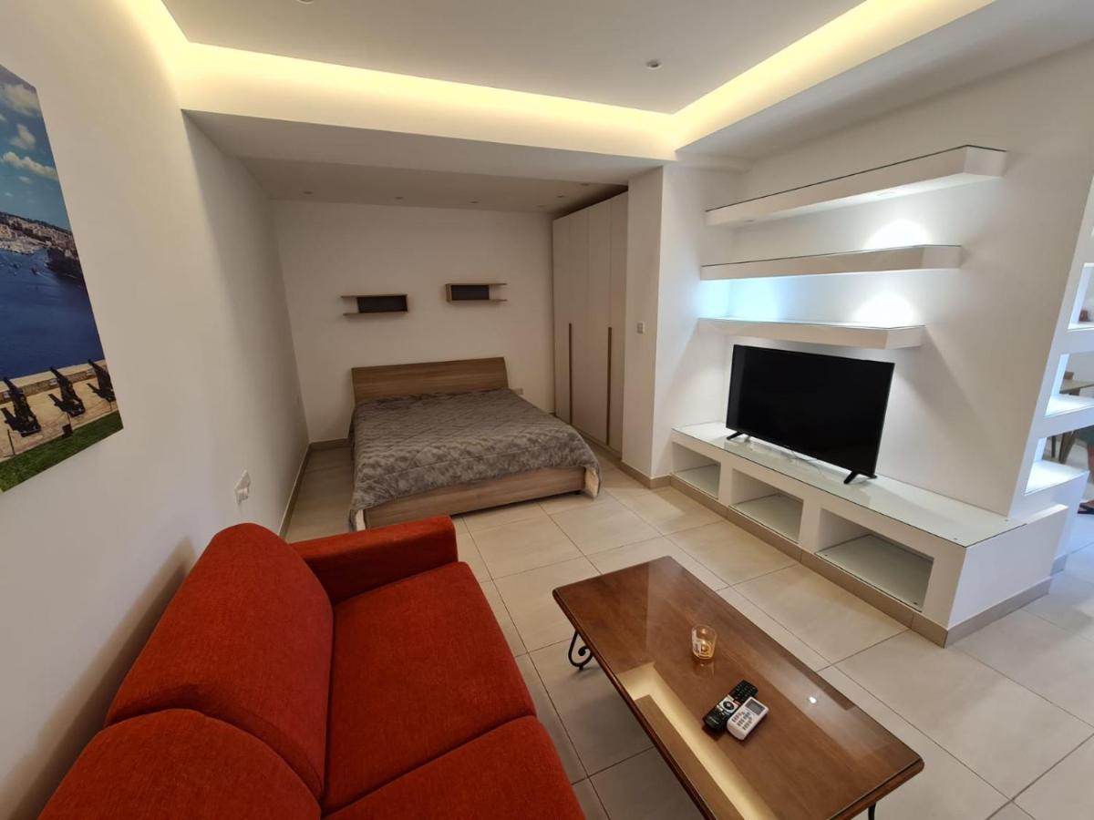 Appartement Crescent Corner à San Pawl il-Baħar Extérieur photo